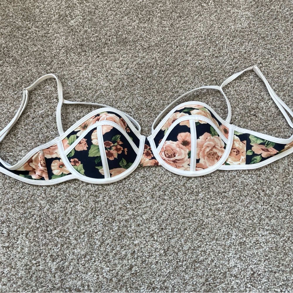 Floral Underwire Bikini Top Forever 21 | #103